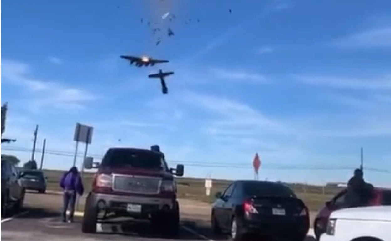 Vídeo seis muertos tras el brutal choque de dos aviones en Dallas El Norte de Castilla